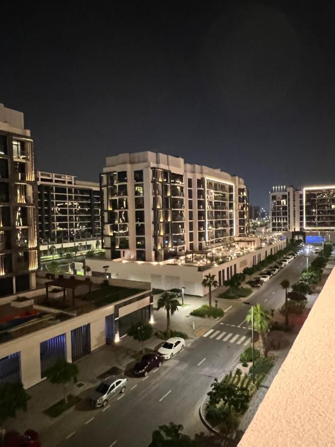 Modern Studio Center Of Dubai Exteriör bild