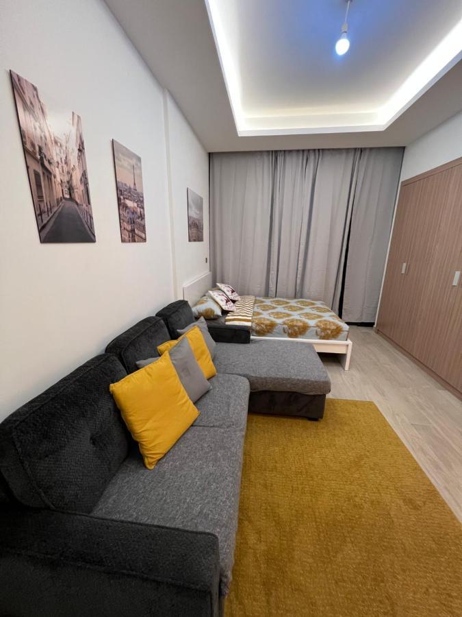 Modern Studio Center Of Dubai Exteriör bild
